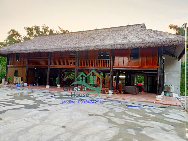 nhà sàn lợp rơm nhân tạo