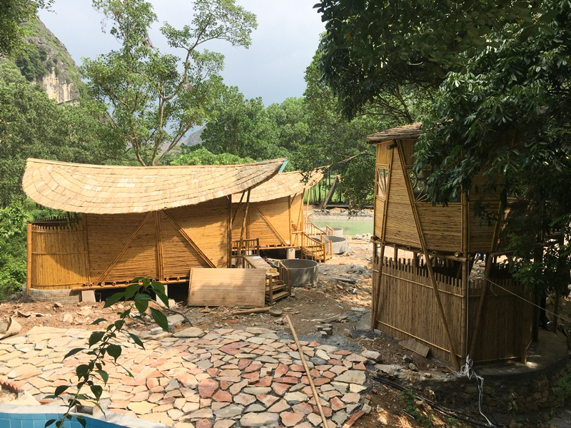Hoàn thiện mái tre dập