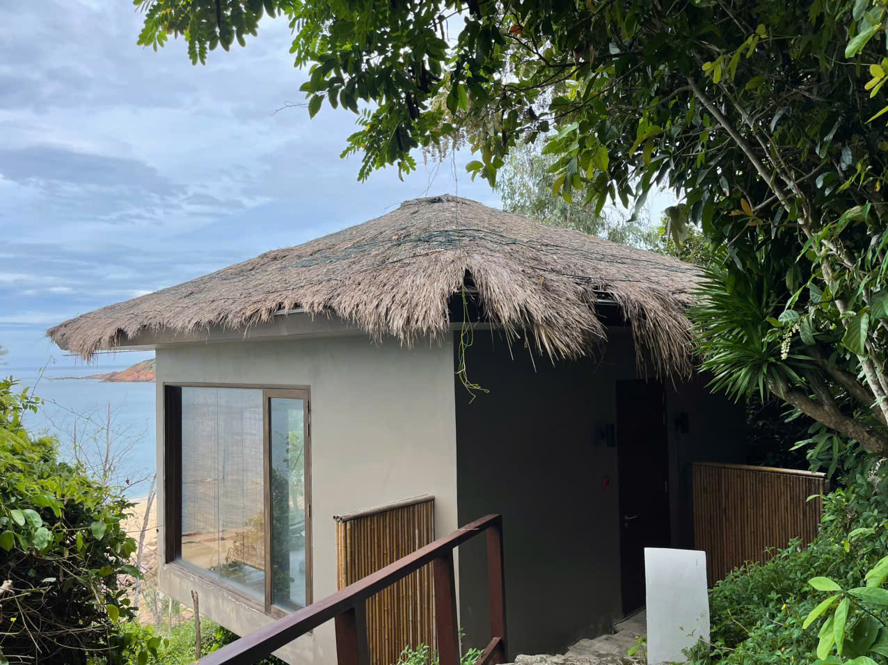 mái căn spa ở avani quy nhơn